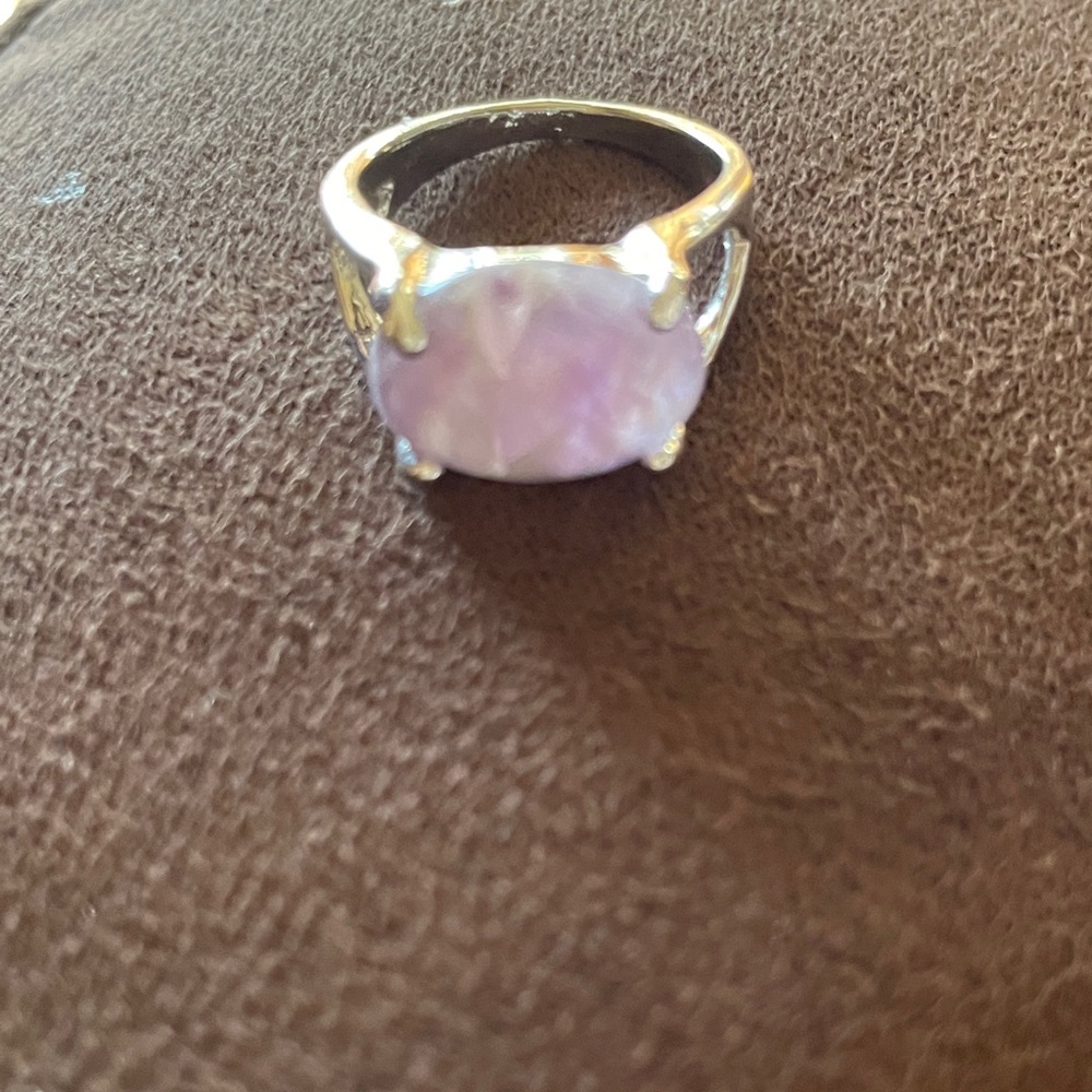 Elegant Silver Amethyst Ring size 6